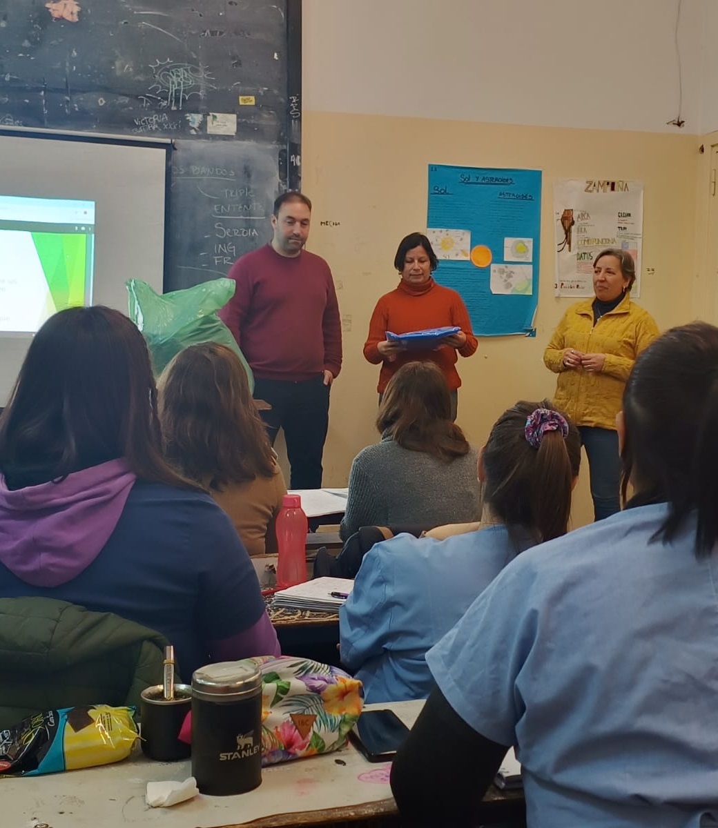 carla_en_clase carla_en_clase